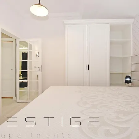 Prestige Neptun Park Appartement