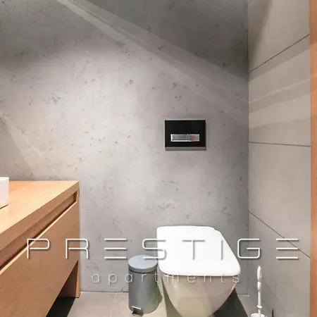 Prestige Neptun Park شقة *
