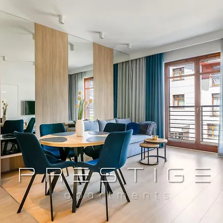 Prestige Neptun Park アパート *
