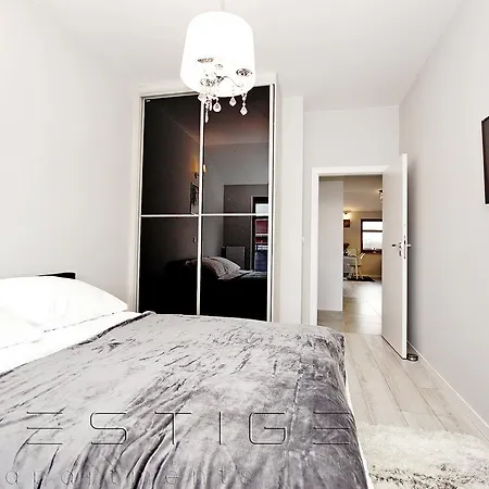 Prestige Neptun Park Apartment *