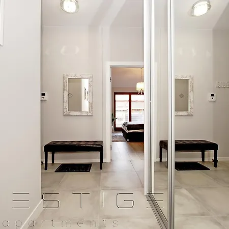 Prestige Neptun Park 아파트